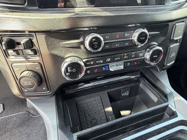 2026 Ford Super Duty F-250 Black Widow 4WD