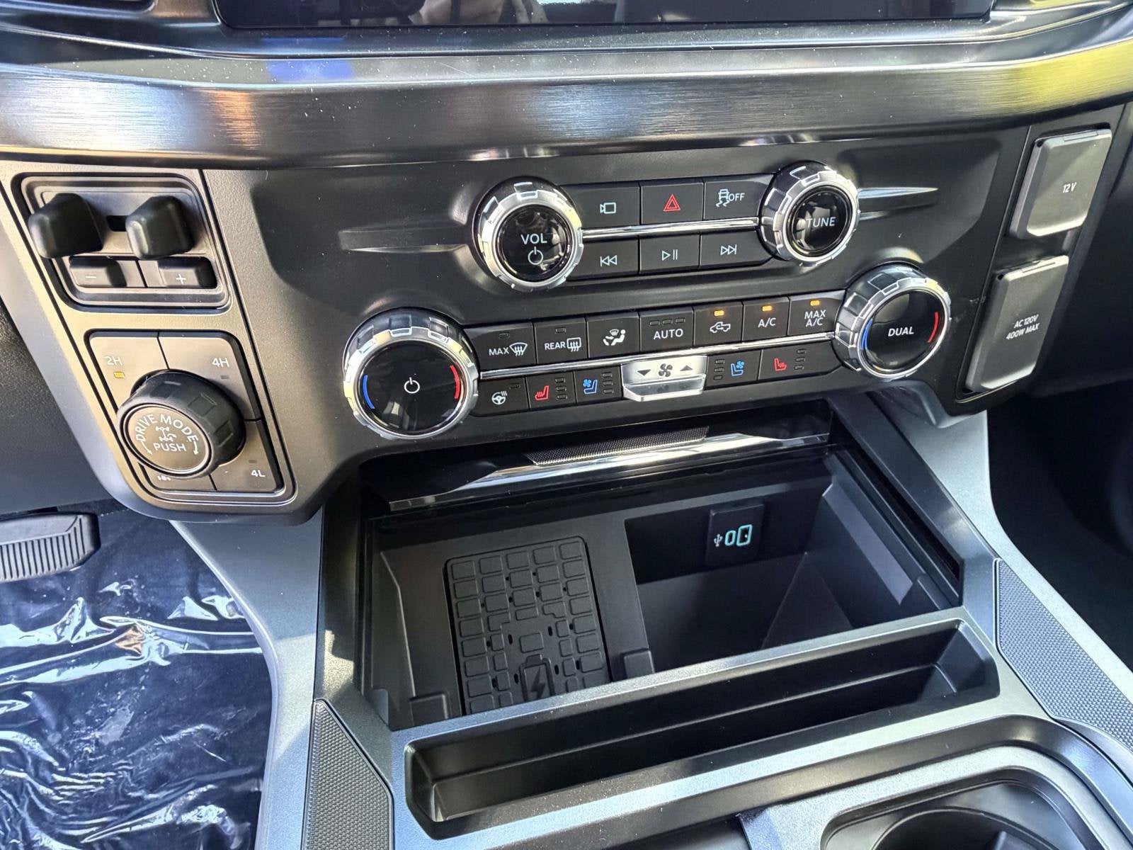 2027 Ford Super Duty F-250 SRW LARIAT