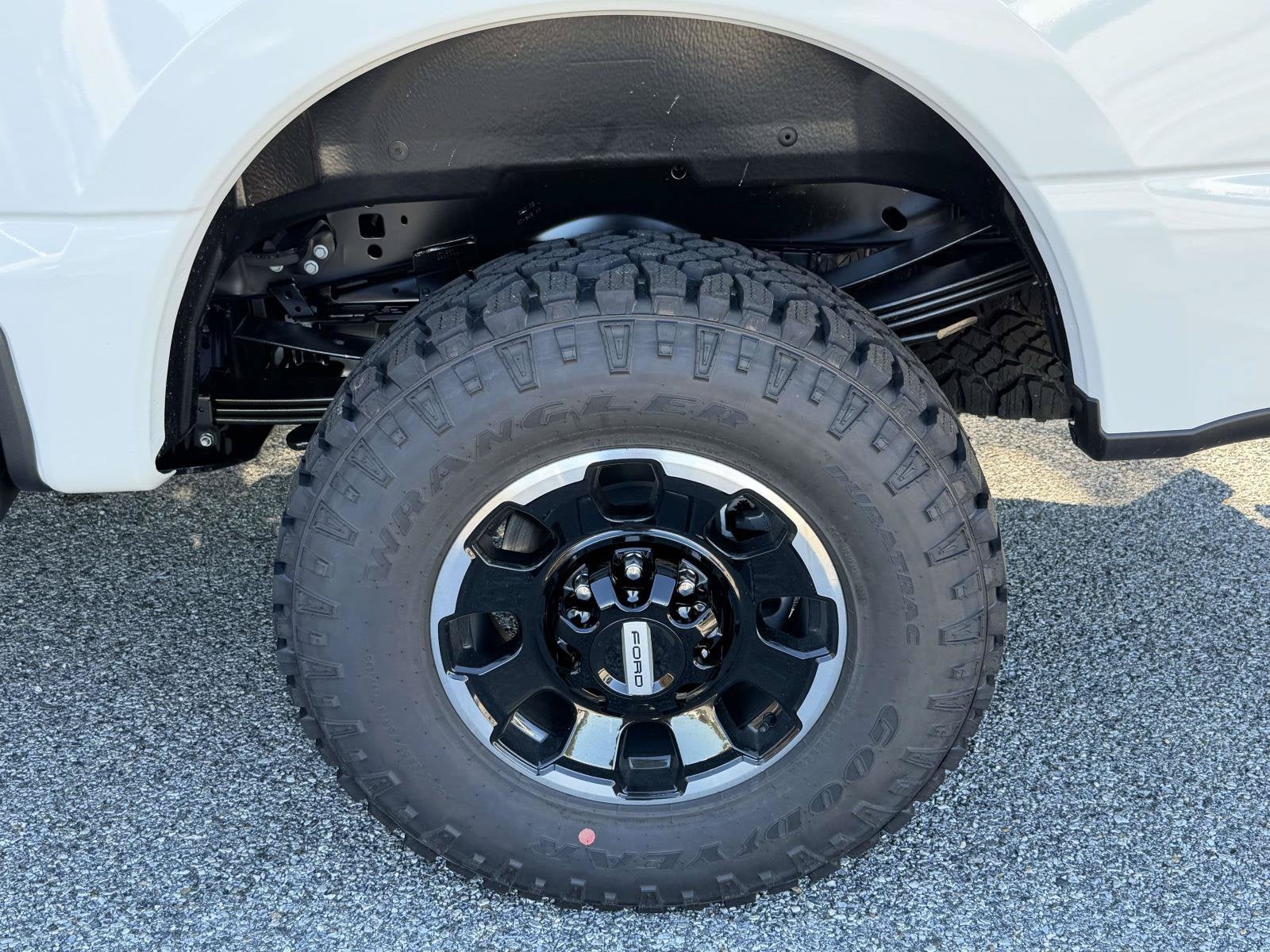 2027 Ford Super Duty F-250 SRW LARIAT