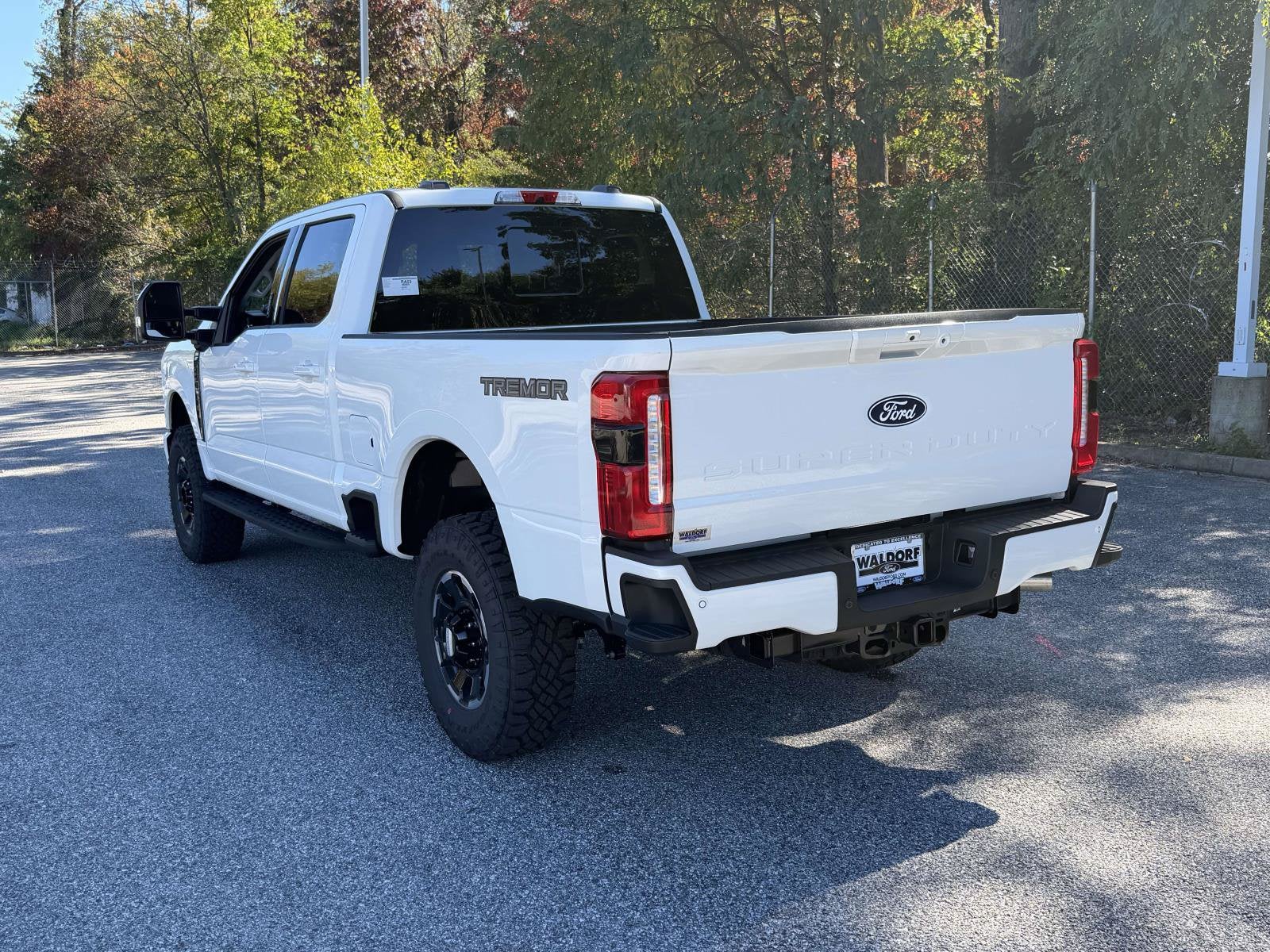 2027 Ford Super Duty F-250 SRW LARIAT