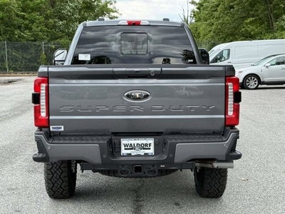 2026 Ford Super Duty F-350® Lariat®