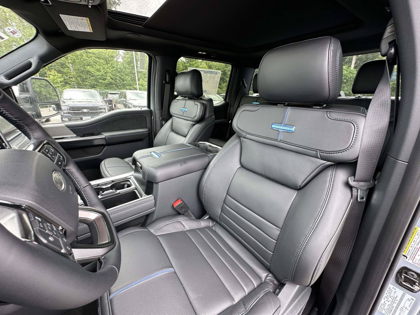 2026 Ford Super Duty F-350 SRW Platinum