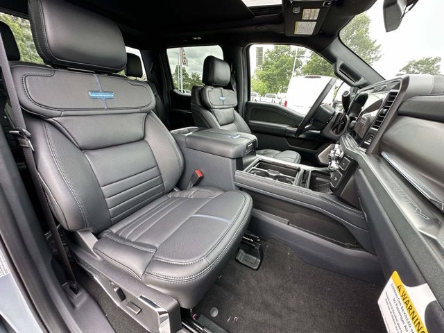 2026 Ford Super Duty F-350 SRW Platinum