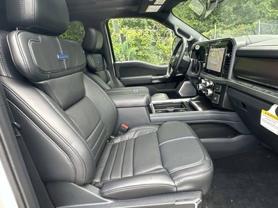 2026 Ford Super Duty F-350 SRW Platinum
