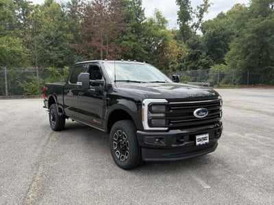 2026 Ford Super Duty F-350 SRW Platinum