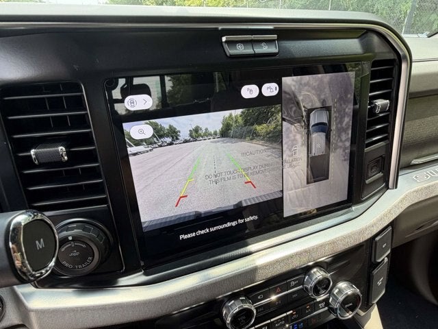 2026 Ford Super Duty F-350 SRW Platinum
