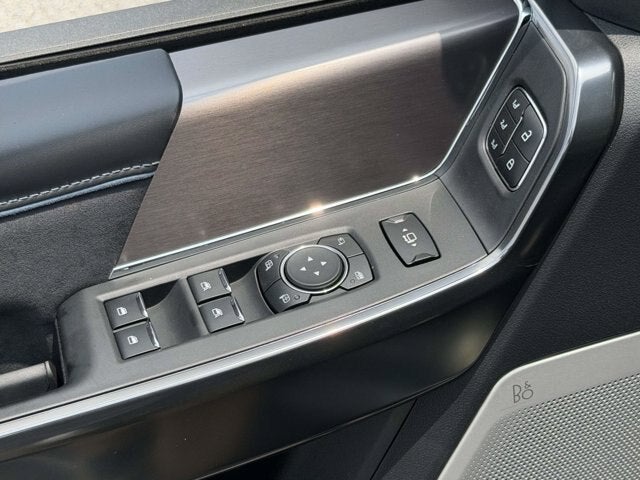 2026 Ford Super Duty F-350 SRW Platinum