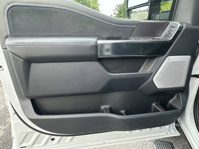 2026 Ford Super Duty F-350 SRW Platinum