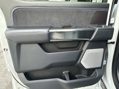 2026 Ford Super Duty F-350 SRW Platinum
