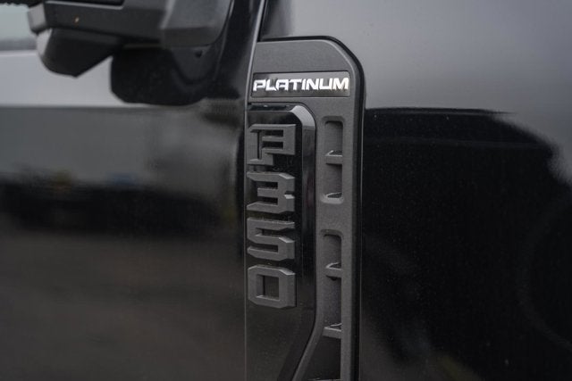 2026 Ford Super Duty F-350 SRW Platinum