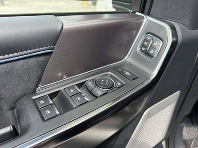2026 Ford Super Duty F-350 DRW Platinum