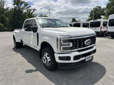 2026 Ford Super Duty F-350 DRW Platinum