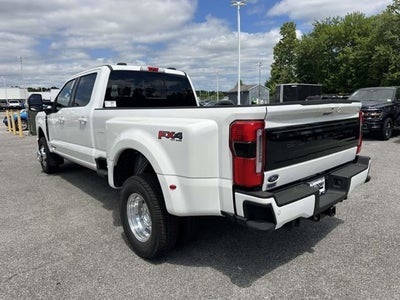 2026 Ford Super Duty F-350 DRW Platinum