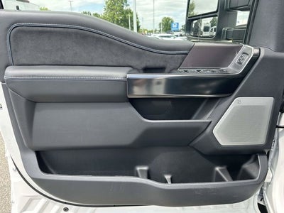 2026 Ford Super Duty F-350 DRW Platinum