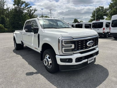 2026 Ford Super Duty F-350 DRW Platinum