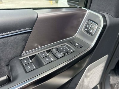 2026 Ford Super Duty F-350 DRW Platinum