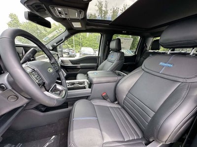 2026 Ford Super Duty F-350 DRW Platinum