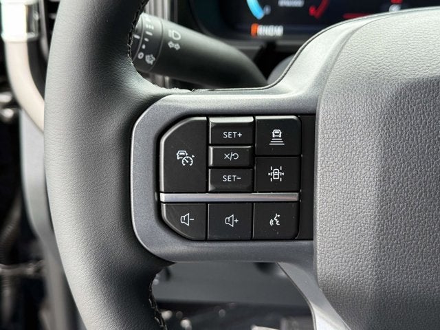 2026 Ford Super Duty F-350 DRW LARIAT