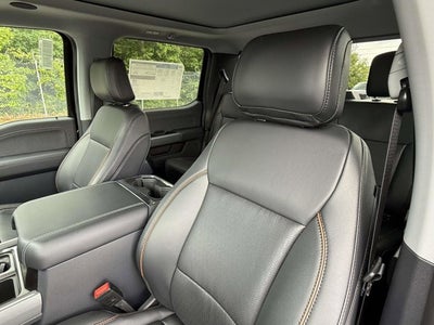 2026 Ford Super Duty F-350 DRW LARIAT