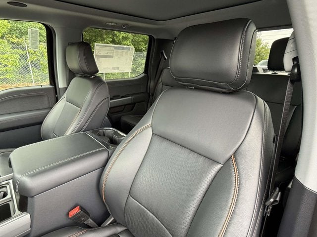 2026 Ford Super Duty F-350 DRW LARIAT