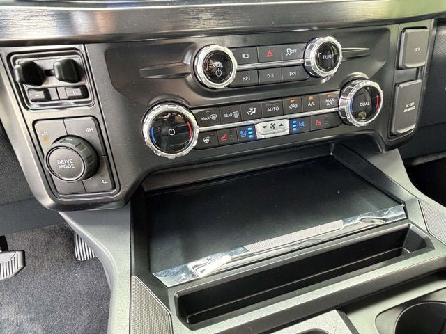 2026 Ford Super Duty F-350 DRW LARIAT