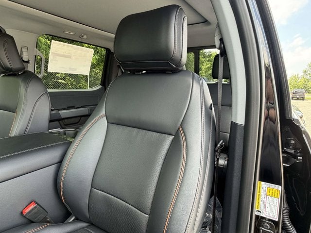2026 Ford Super Duty F-350 DRW LARIAT