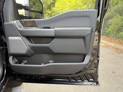 2026 Ford Super Duty F-350 DRW LARIAT