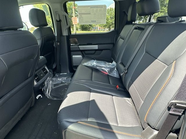 2026 Ford Super Duty F-350 DRW LARIAT