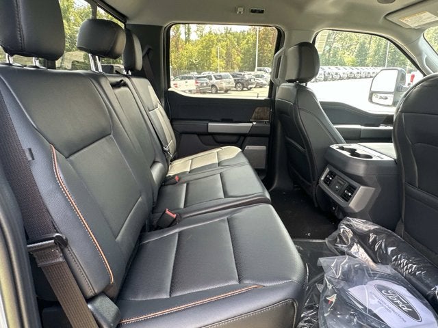 2026 Ford Super Duty F-350 DRW LARIAT