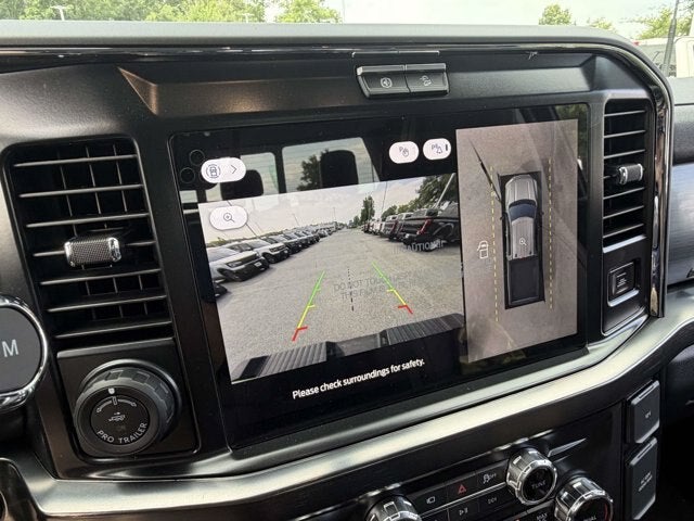 2026 Ford Super Duty F-350 DRW LARIAT