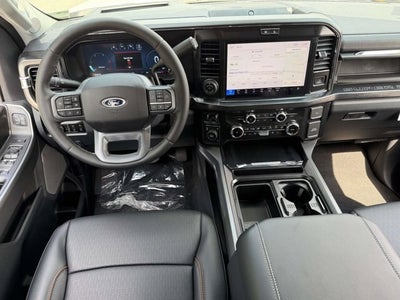 2026 Ford Super Duty F-350 DRW LARIAT
