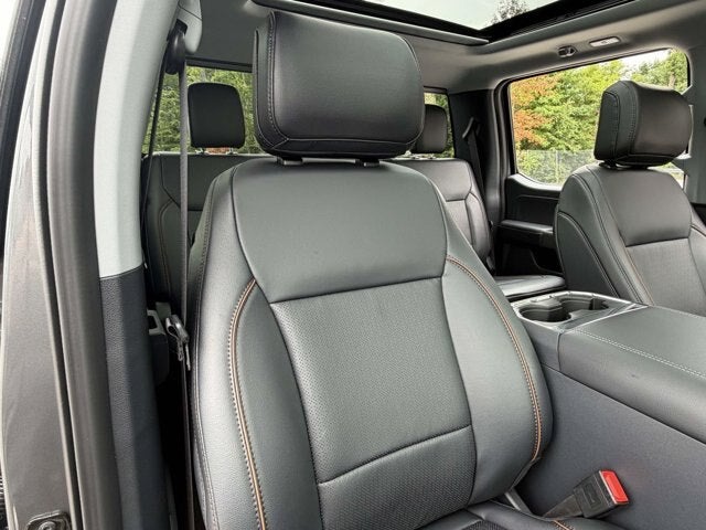 2026 Ford Super Duty F-350 DRW LARIAT