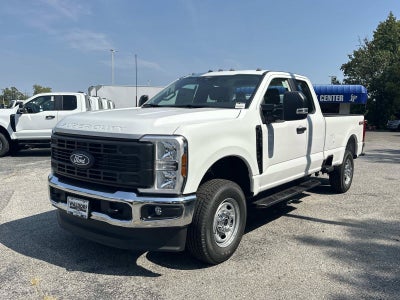 2027 Ford Super Duty F-350 SRW XL
