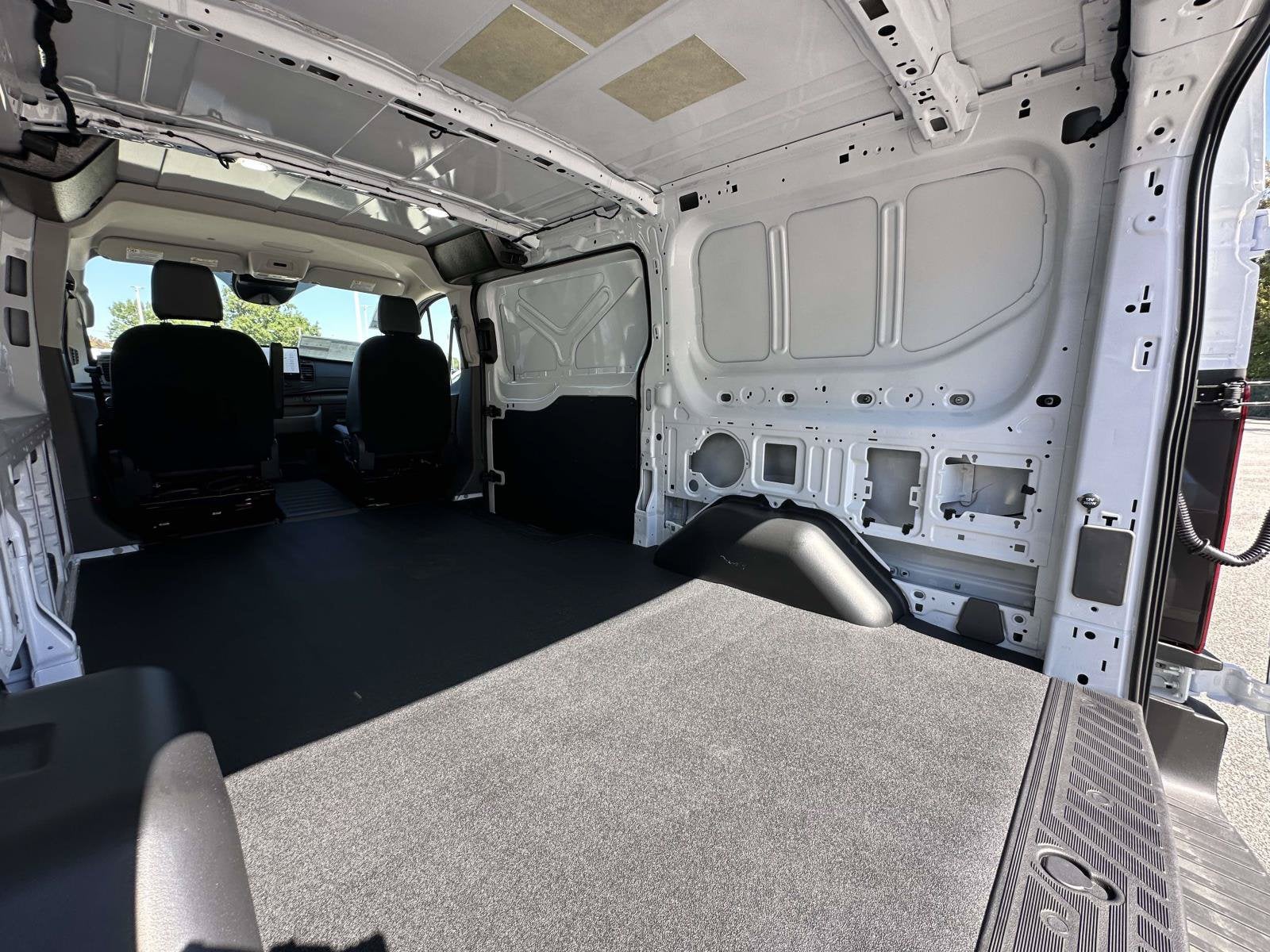 2027 Ford Transit Cargo Van T-250 130" Low Rf 9150 GVWR RWD