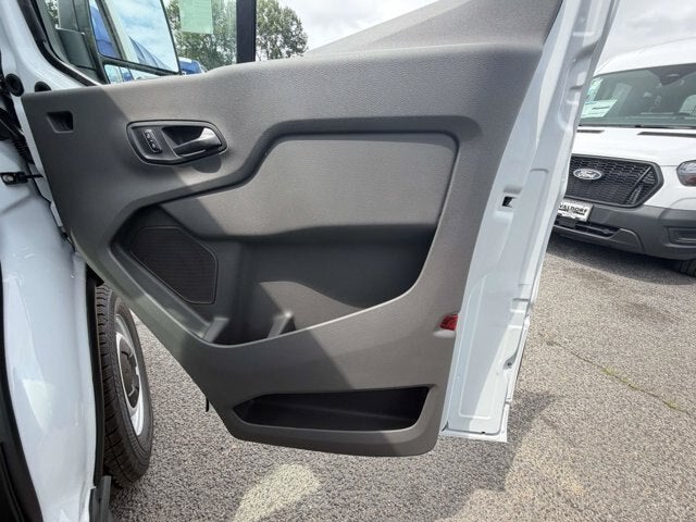 2026 Ford Transit Cargo Van T-250 130" Low Rf 9150 GVWR RWD