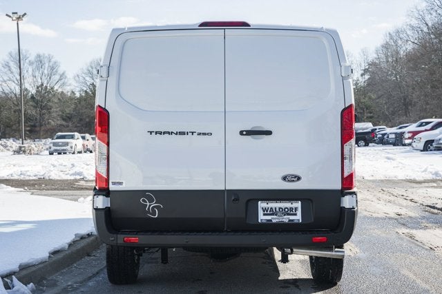 2026 Ford Transit Cargo Van T-250 130" Low Rf 9150 GVWR RWD