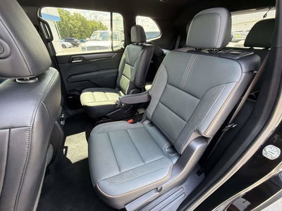 2024 GMC Acadia AWD AT4