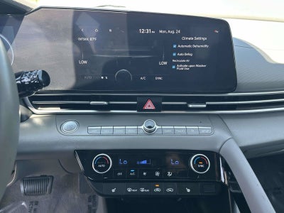 2023 Hyundai Elantra SEL