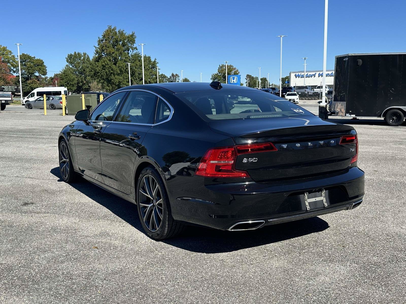 2019 Volvo S90 Momentum