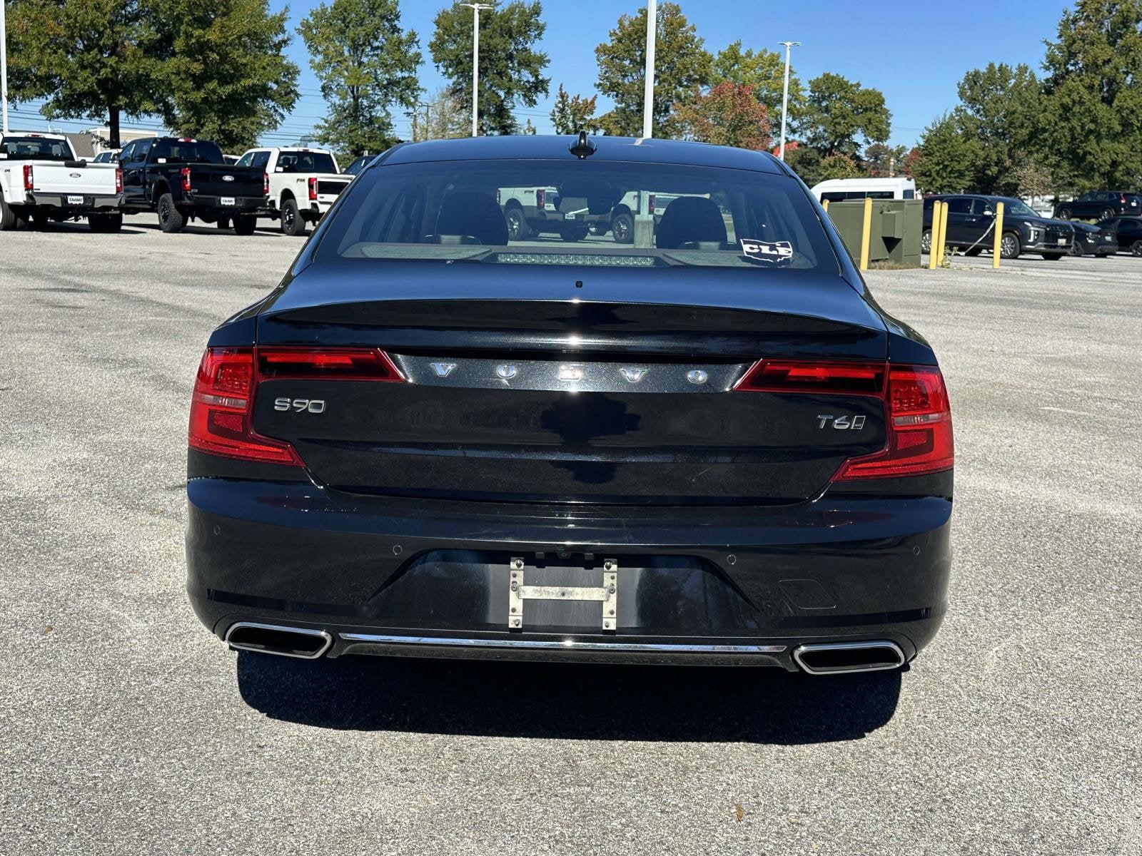 2019 Volvo S90 Momentum