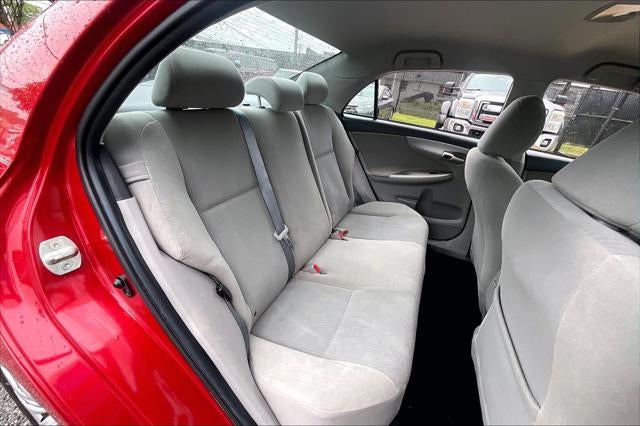 2013 Toyota COROLLA LE