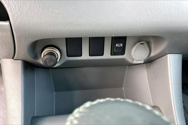 2011 Toyota TACOMA 4WD Double LB V6 AT (Natl)