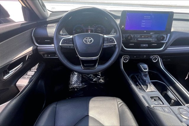 2024 Toyota GRAND HIGHLANDER Limited