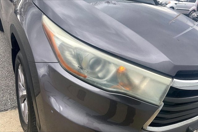 2016 Toyota HIGHLANDER LE Plus