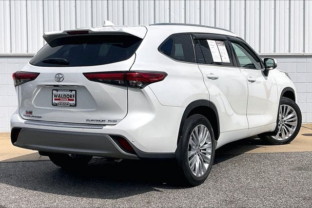 2022 Toyota Highlander Platinum