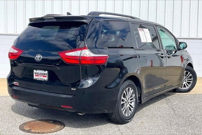 2019 Toyota SIENNA XLE 3.5L XLE