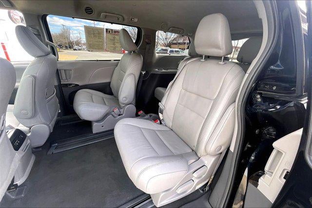 2019 Toyota SIENNA XLE 3.5L XLE