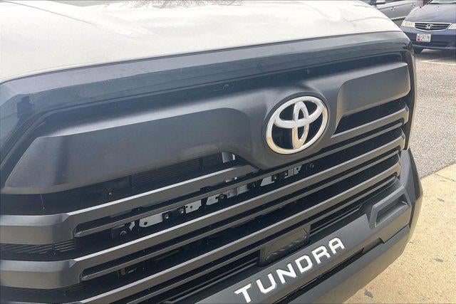 2023 Toyota TUNDRA 4X4 SR