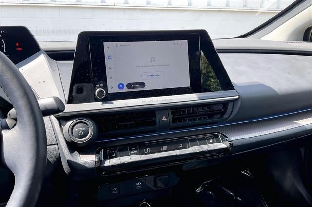 2025 Toyota Prius XLE