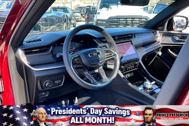 2025 Jeep Grand Cherokee Overland